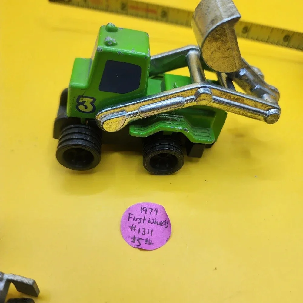 Vintage 1979 Mattel Diecast Backhoe Green Contruction Toy #1311